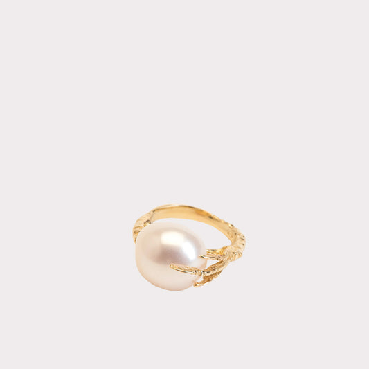 18kt Gold Statement Crow's Feet Ring With Freshwater Pearl