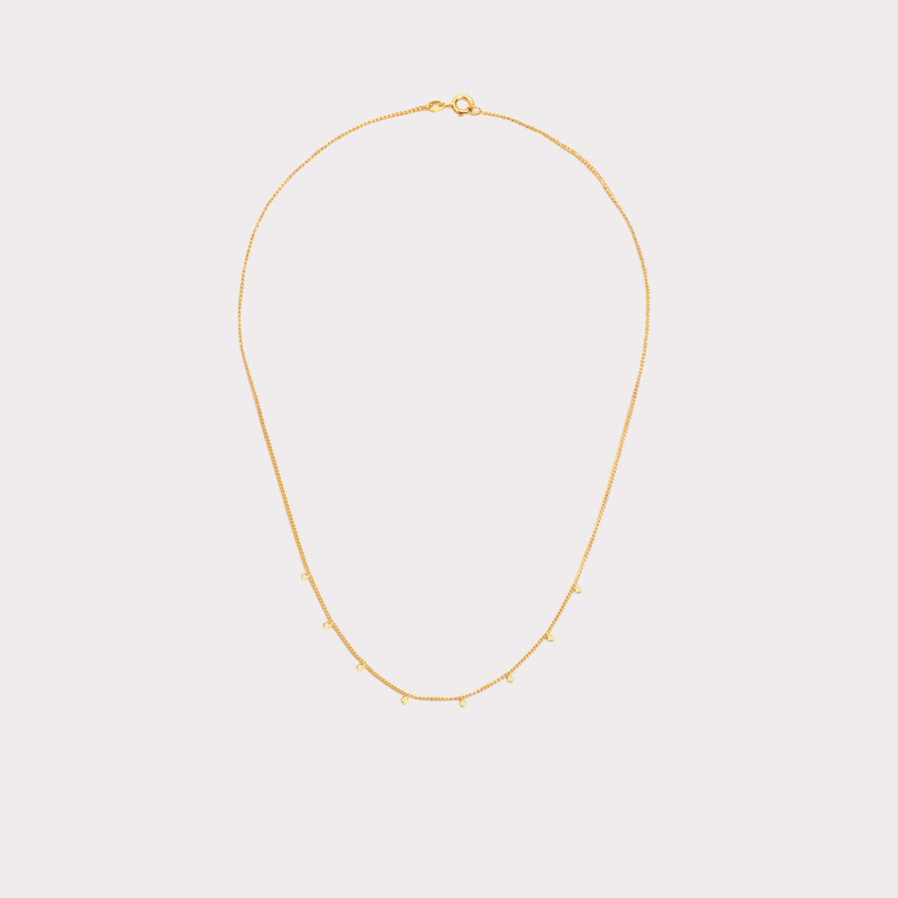 18kt Yellow Gold Necklace With Hammered Charms