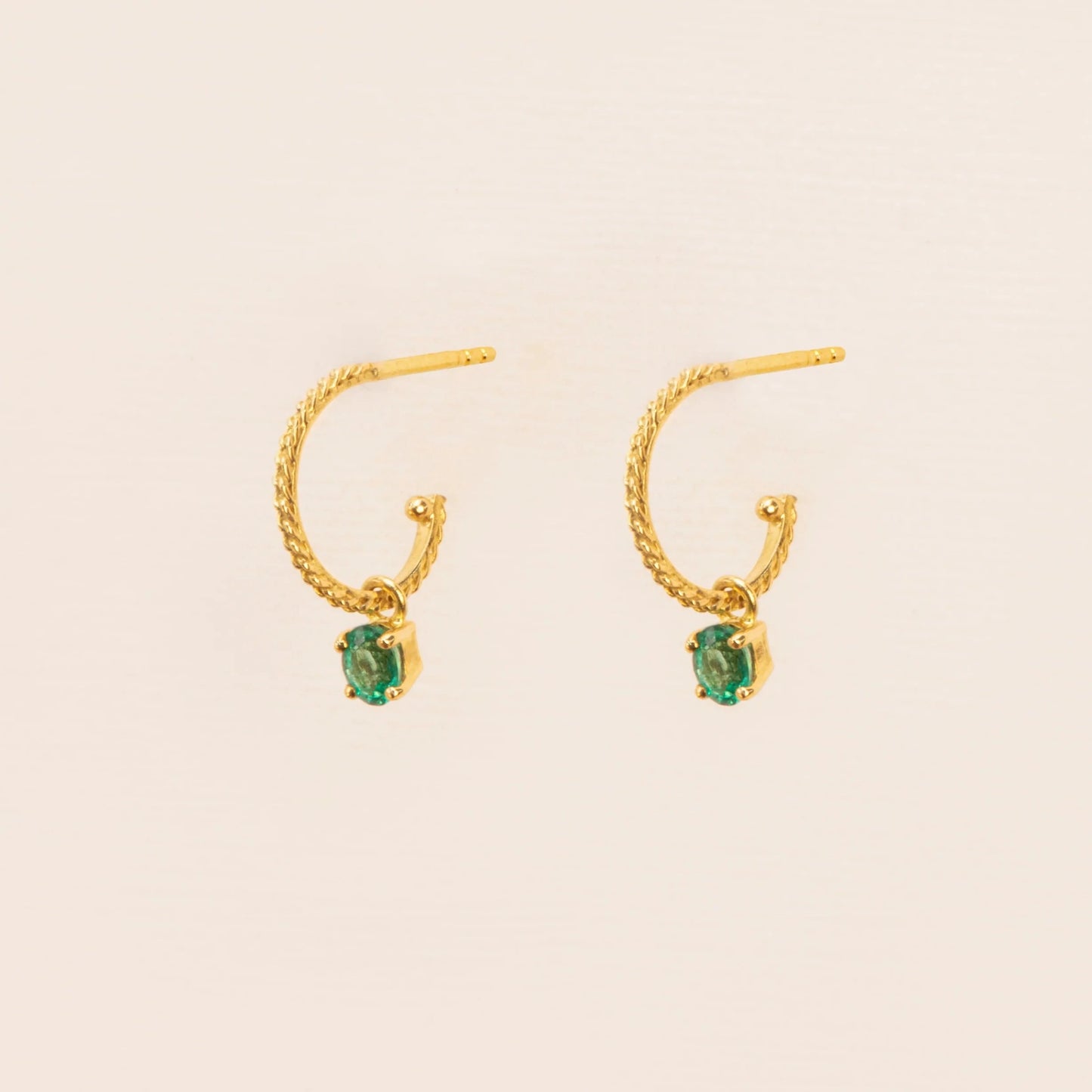 18kt Gold Hoop Earrings With Emerald